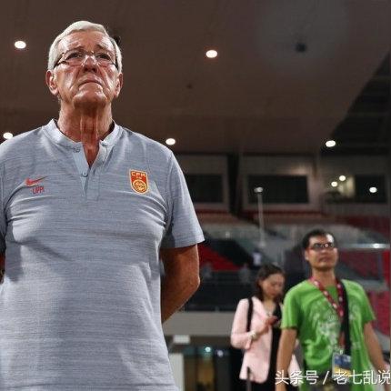 卡塔尔足球场宽多少米长