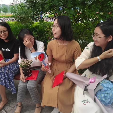 南宁市十中学在哪个位置