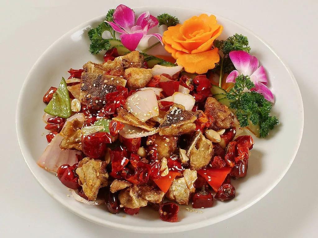 建德有什么美食（防疫出行哪种方式最安全）