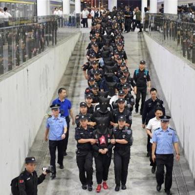 福建区哪个服务器人多的