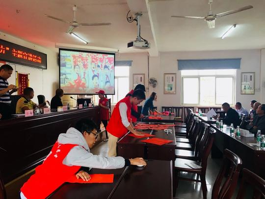 我们走进唐昌街道竹林村，这样传承家风家训……