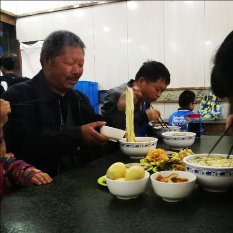 成都吃客兰州牛肉面速食的相关长尾关键词有哪些