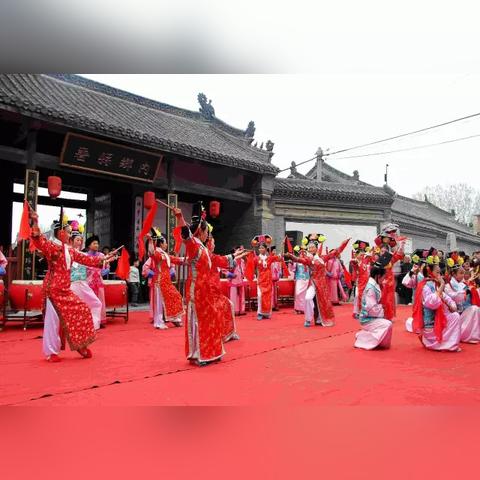 内乡县衙每年接待旅游人多少？