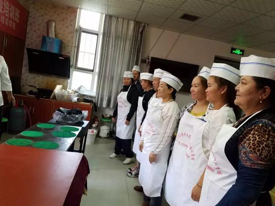 开发区举办2018年残疾人职业技能及创业培训班
