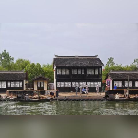 苏州市区到常熟市火车