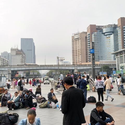 成都市火车站怎么样改造