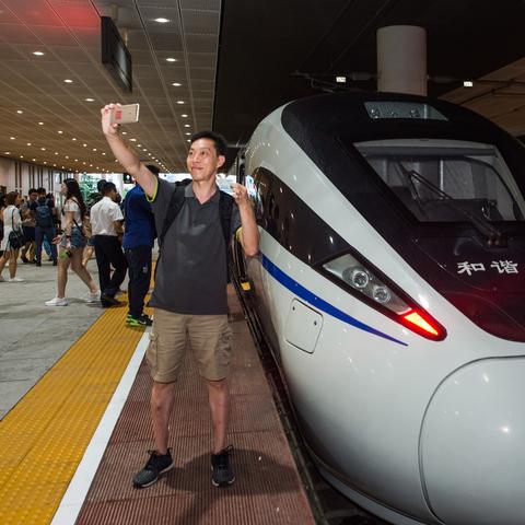 从深圳去桂林旅游相关长尾关键词有哪些