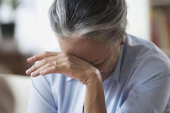 「骗术」23万人被骗近100亿！主犯自述这些人最容易骗……