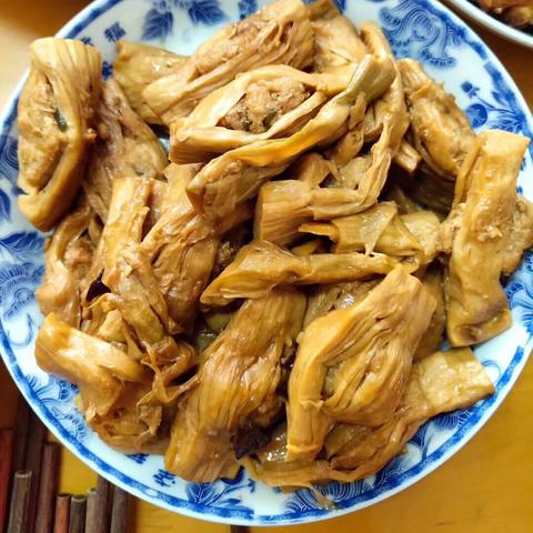 竹笋炆鸭的做法大全的长尾关键词是什么