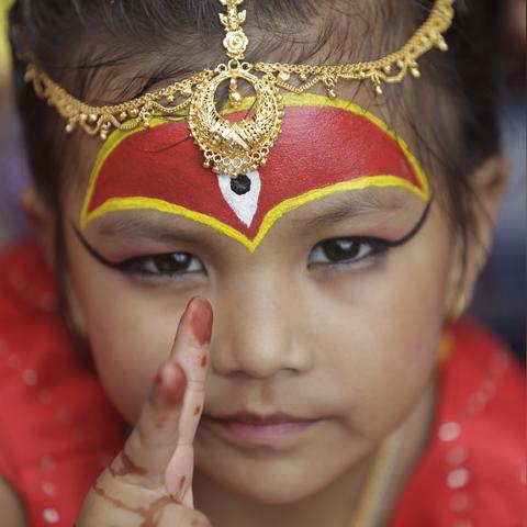 怎么看两人八字否相合_如何看两人八字合不合(怎样看两人八字合不合)