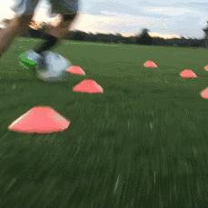 足球运球怎么用