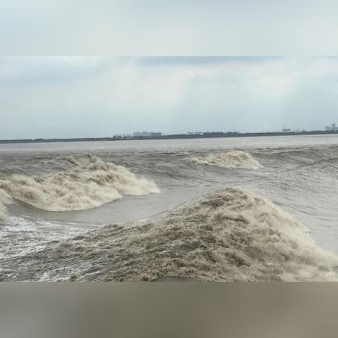 钱塘江的地理位置隶属于杭州还是海宁呢？