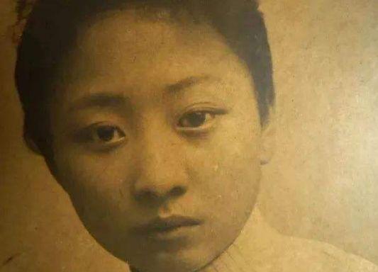揭秘：避开测算雷区，真正靠谱的八字命书怎么选？