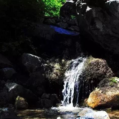 易县云蒙山现在穿什么