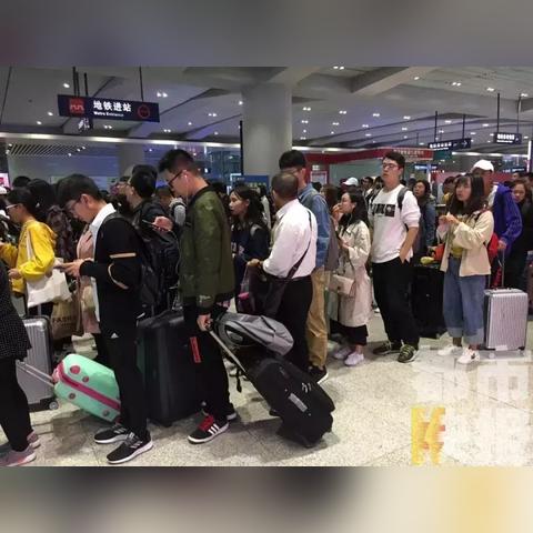 西安市小寨怎么去机场