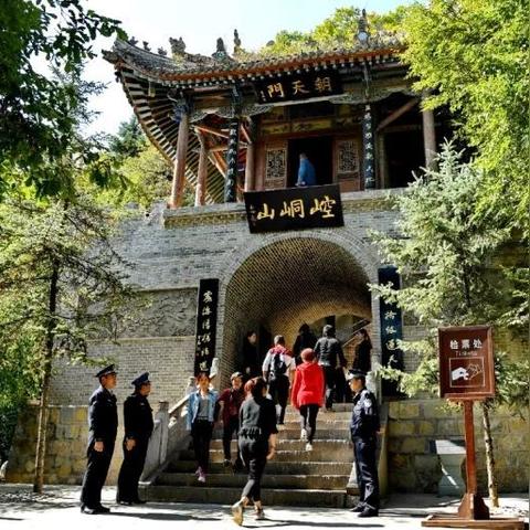 厦门香山游艇帆船的相关长尾关键词有哪些