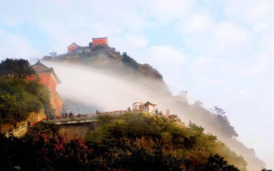 被称为中国最贵的景区，一年仅门票收入就二十多亿，鲜有回头客