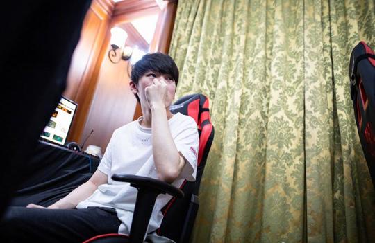 lol：d组ig一定会碾压出线？千万不要小看fnc这支战队啊