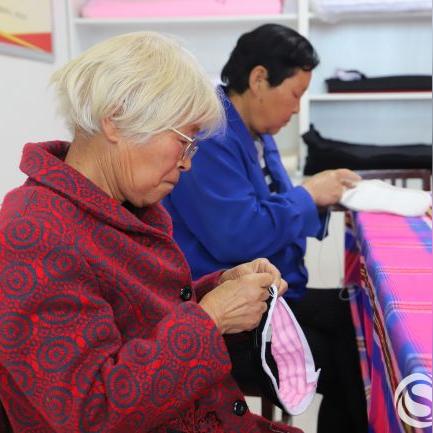 带巧带玲的四字成语？