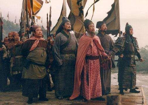 梦见自己掉大河里