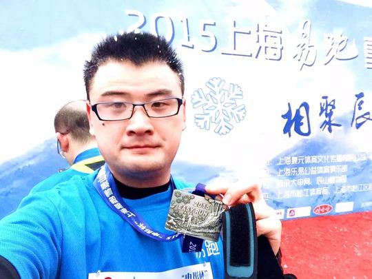 封面明星从月入2万跳槽到底薪4千，这人疯了吧？