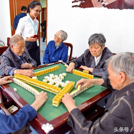 武汉161医院美食的相关长尾关键词有哪些