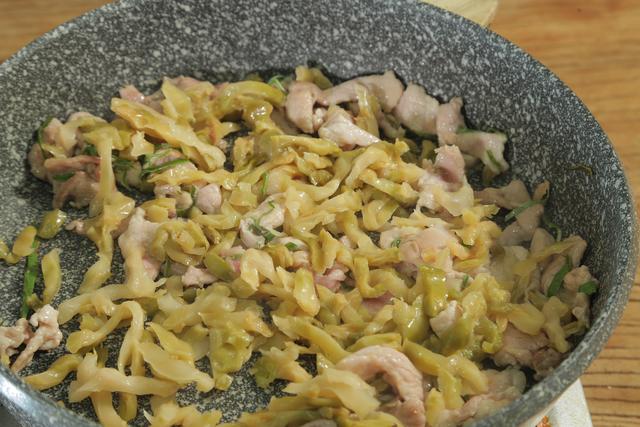 家常肉丝炒饭怎么做?介绍2种做法 家常肉丝炒饭怎么做?介绍2种做法