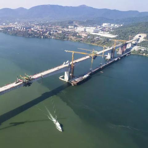 武汉到西安有多远？