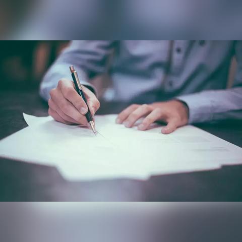 微商头像人设图怎么做的