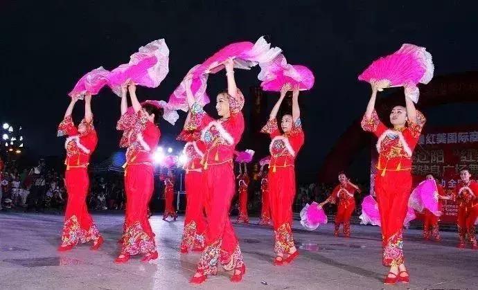 美食节选什么美食最好（美食节的历史）