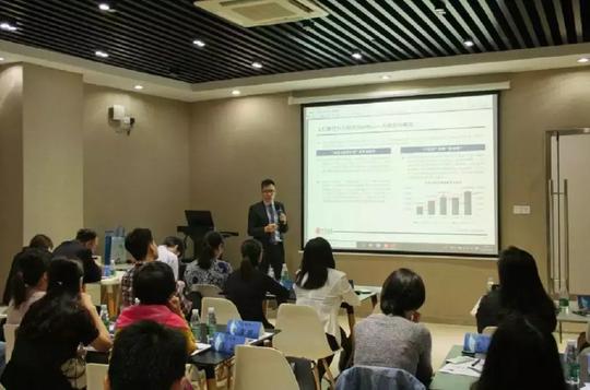 投行、税务专家来助力！高新区举办上市挂牌培训会