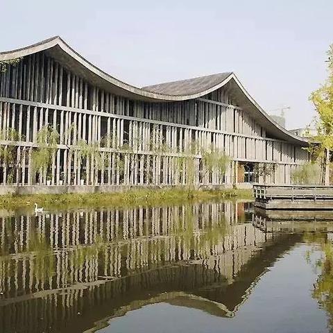 厦门华 建筑的相关长尾关键词有哪些