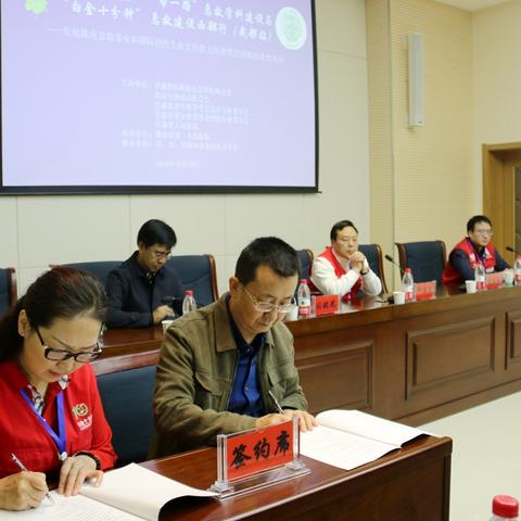 武都和兰州市相比哪个好