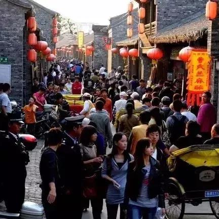 大连二七广场附近宾馆的相关长尾关键词有哪些