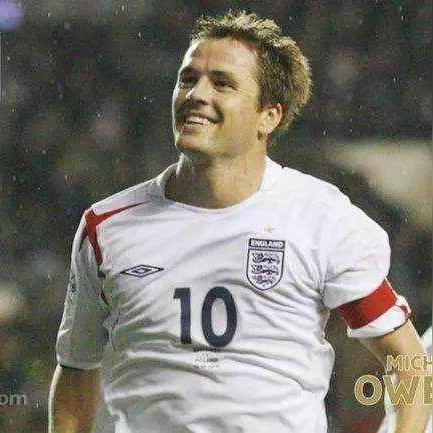 足球提问文案怎么写