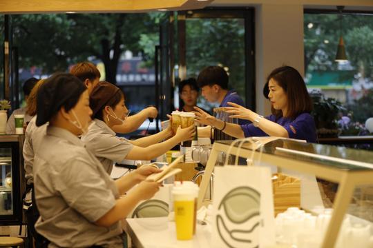 什么才是正确的奶茶加盟整店输出模式