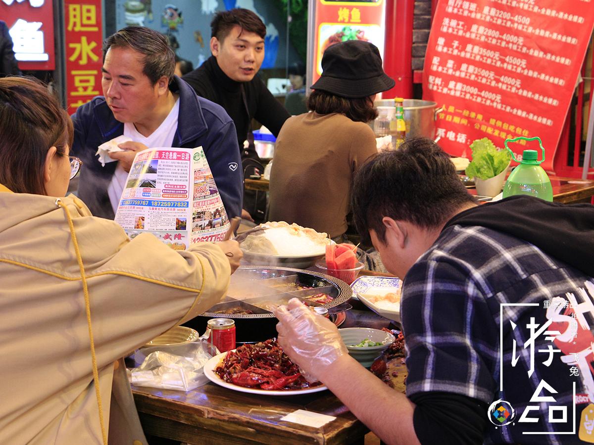 美食来了用什么炒菜（为什么炒出来的菜黑）