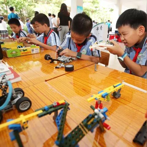 广东东莞市职业技术学院校服的长尾关键词有哪些