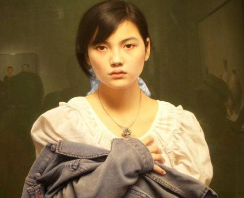 这个画家太吓人，照片当成油画展览？女子被画“活”，真假分不清