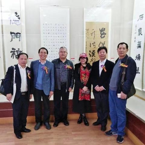 西安市和合肥市哪个大
