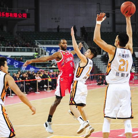 太原离广州多少公里？