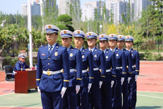 速来围观！520向消防队伍致敬！烟台消防指战员的样子真帅！