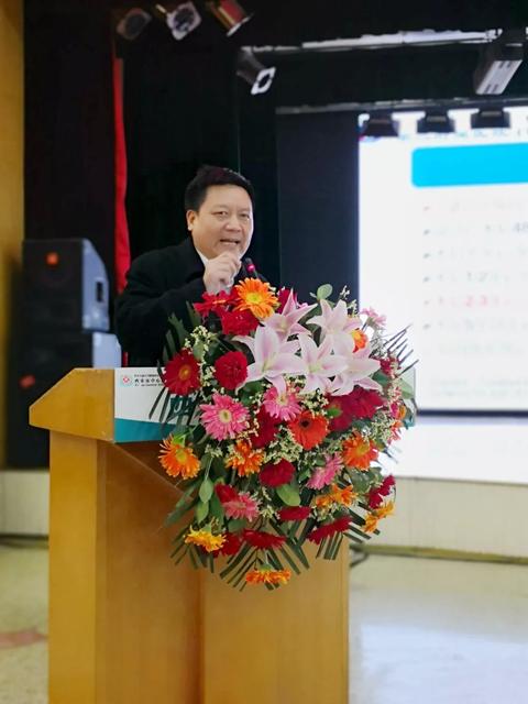 产后出血先按子宫再用药 产后出血先按子宫再用药