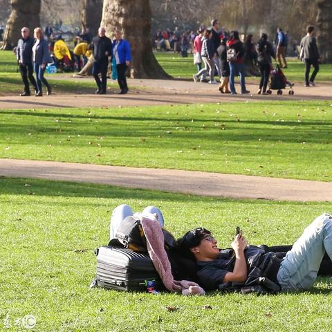 杭州下雨诗句文案的相关长尾关键词有哪些