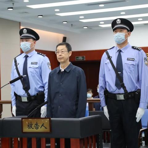 巡视组长相当于什么级别？