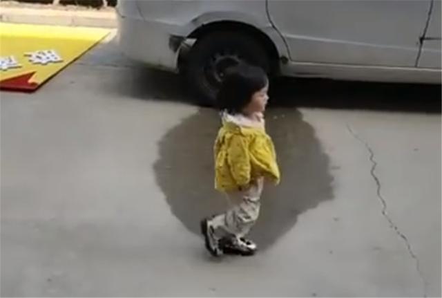 宝宝走路姿势不良怎么调整