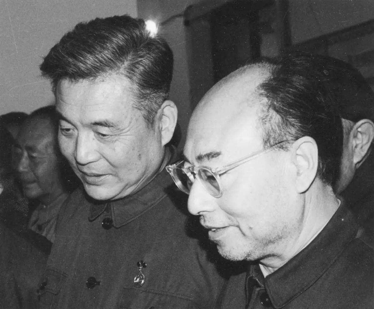 计算物理论文参考文献标注英文报告论文的格式