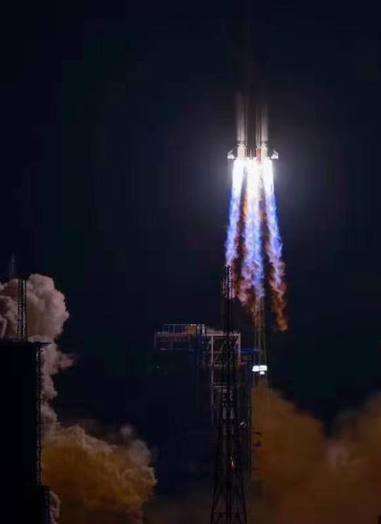 世界排名第三，长征五号原来这么强，飞船登月探索火星全靠它