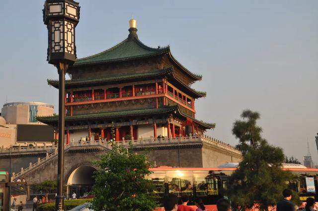 为什么读大学要去大城市