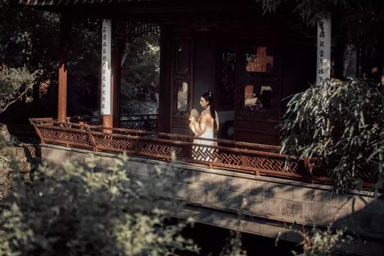 诗词丨纳兰容若这6首词，唱尽人世悲欢，美到极致